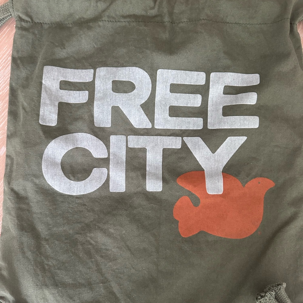 FREECITY X GAP COLLAB Sinch Bag / FREECITY Backpack Green - Picture 7 of 9